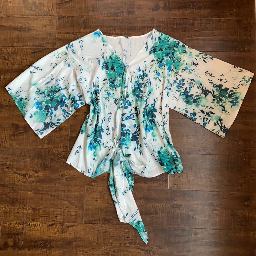 Watercolor floral blouse!